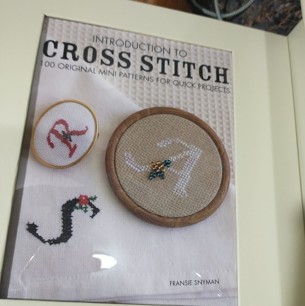 NEW Spice Box Introduction Crossstitch Kit, Book, Needles, Threads & Hoop - Picture 4 of 5